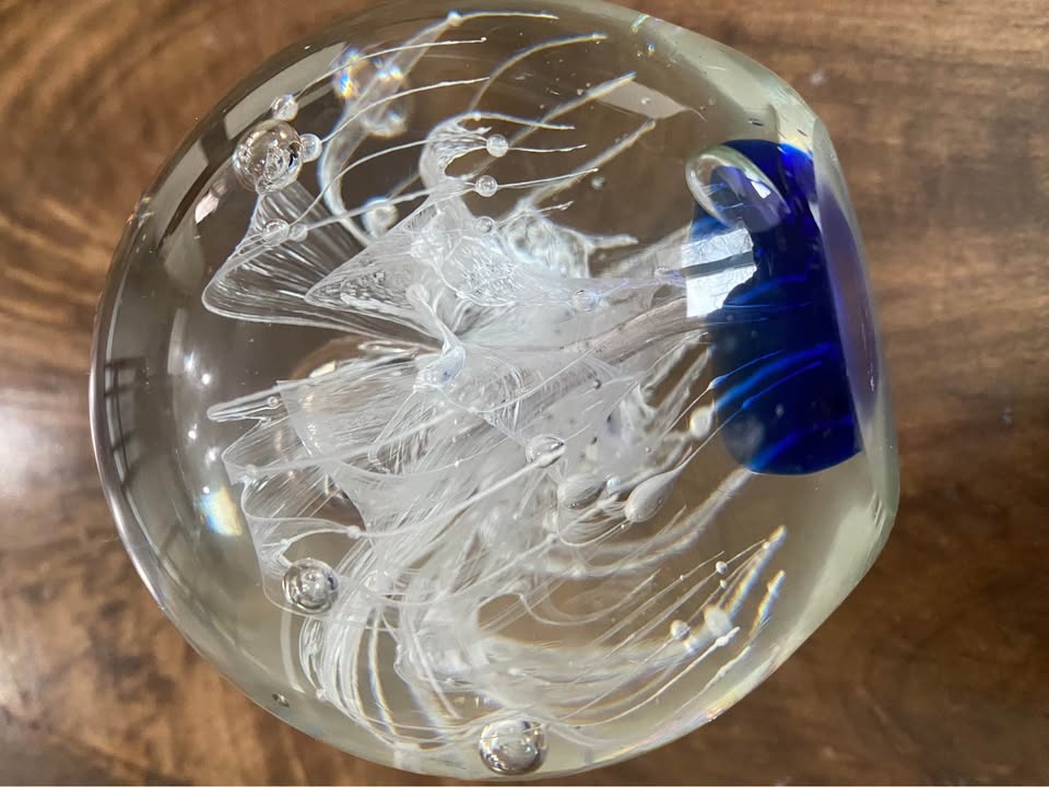 🧡White Flower Cobalt Blue Base Controlled Bubbles Glass Paper - photo 3