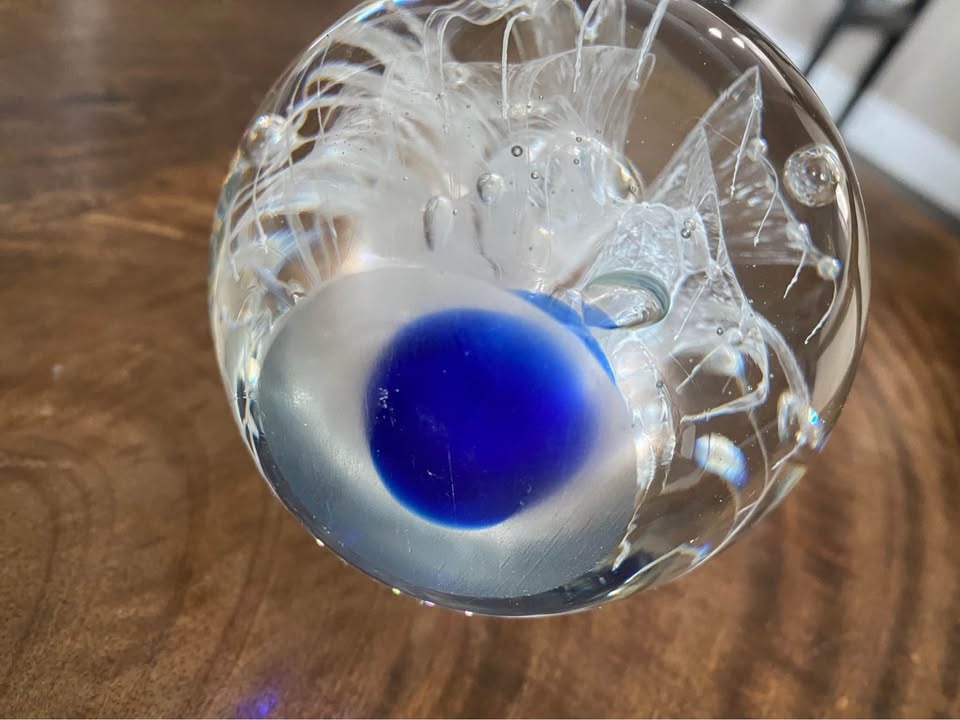 🧡White Flower Cobalt Blue Base Controlled Bubbles Glass Paper - photo 4