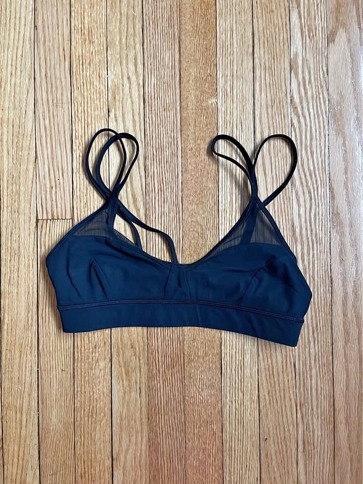 Lululemon Sports Bra Size 6