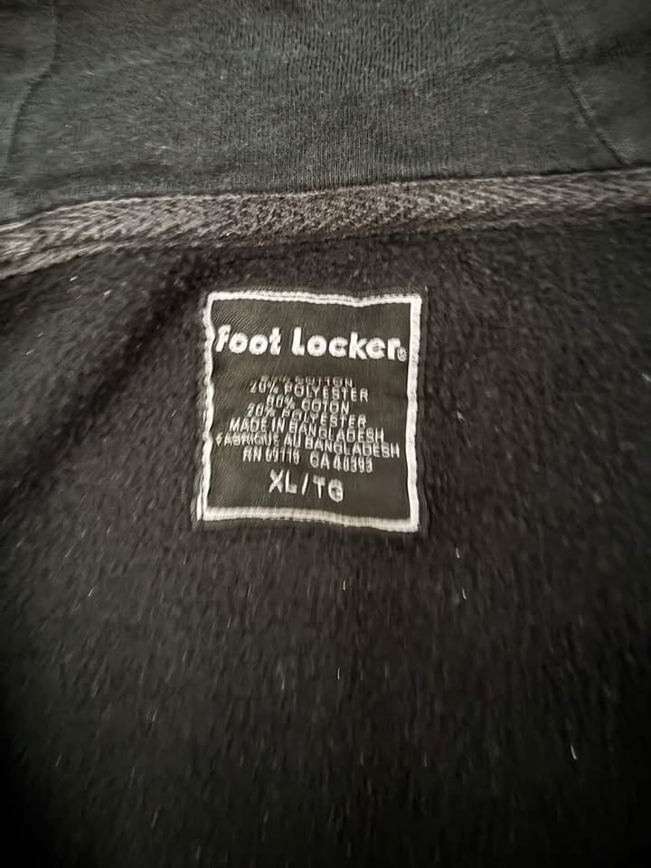 Vintage Foot Locker Black Zip-Up Hoodie - photo 3