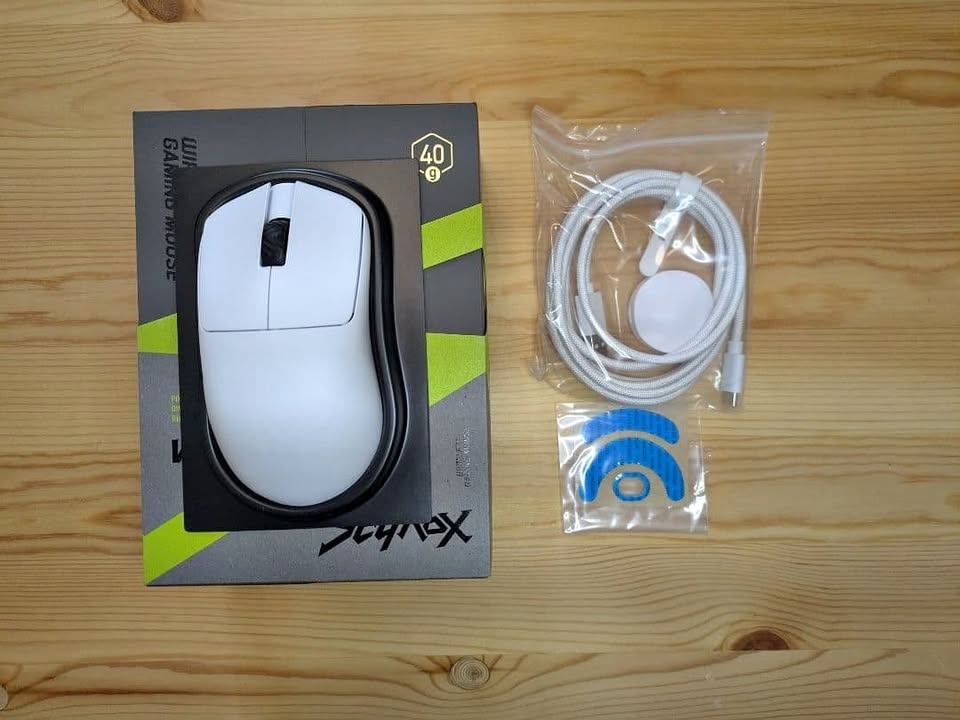 Scyrox V6 Gaming Mouse – Like New