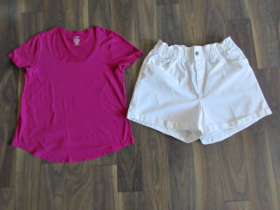 Ladies Large T-Shirt and Shorts