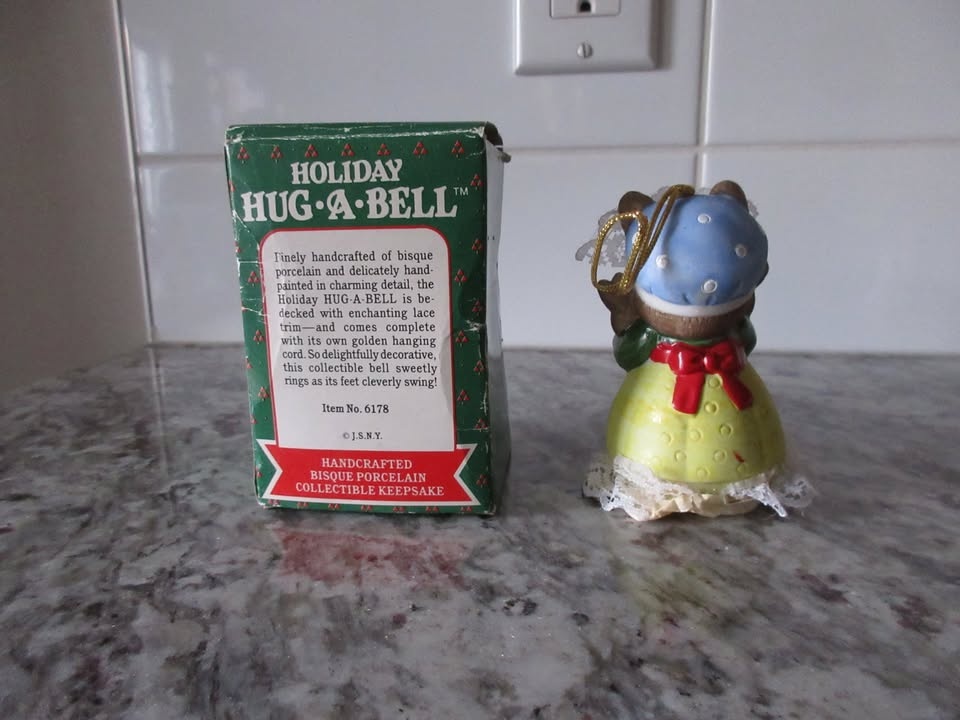 Vintage Christmas Ornaments - Chimers (Set of 4) - photo 3