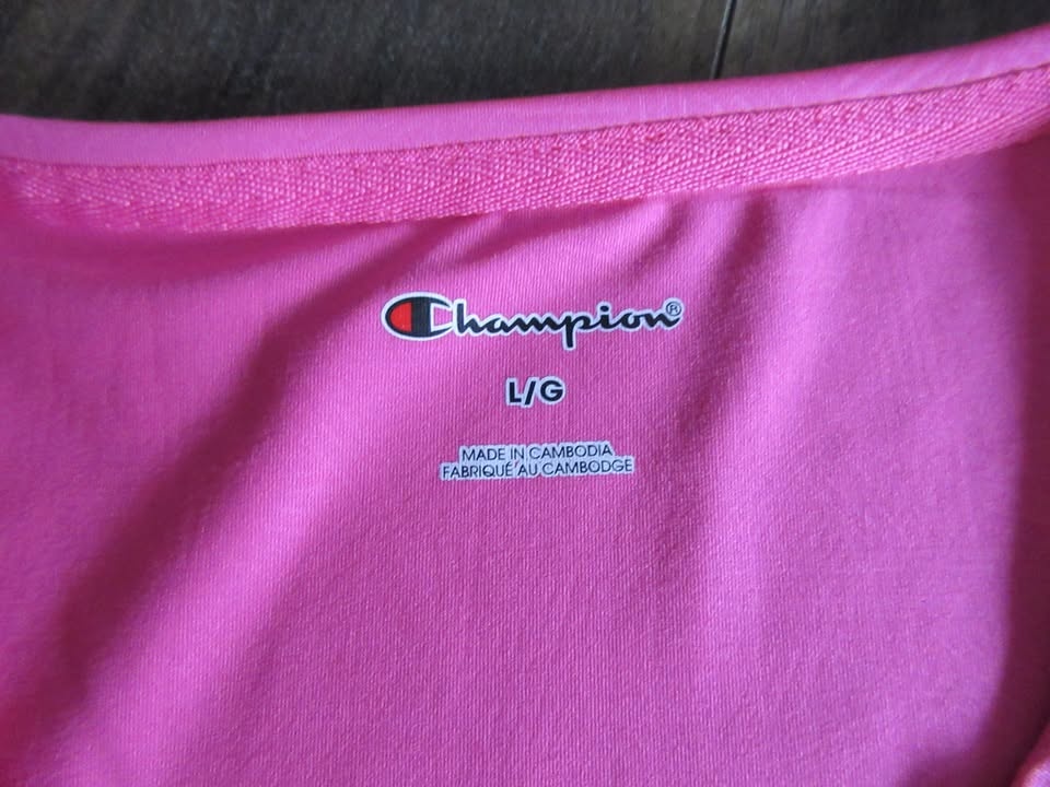 Ladies Large Athletic Outfit - photo 3