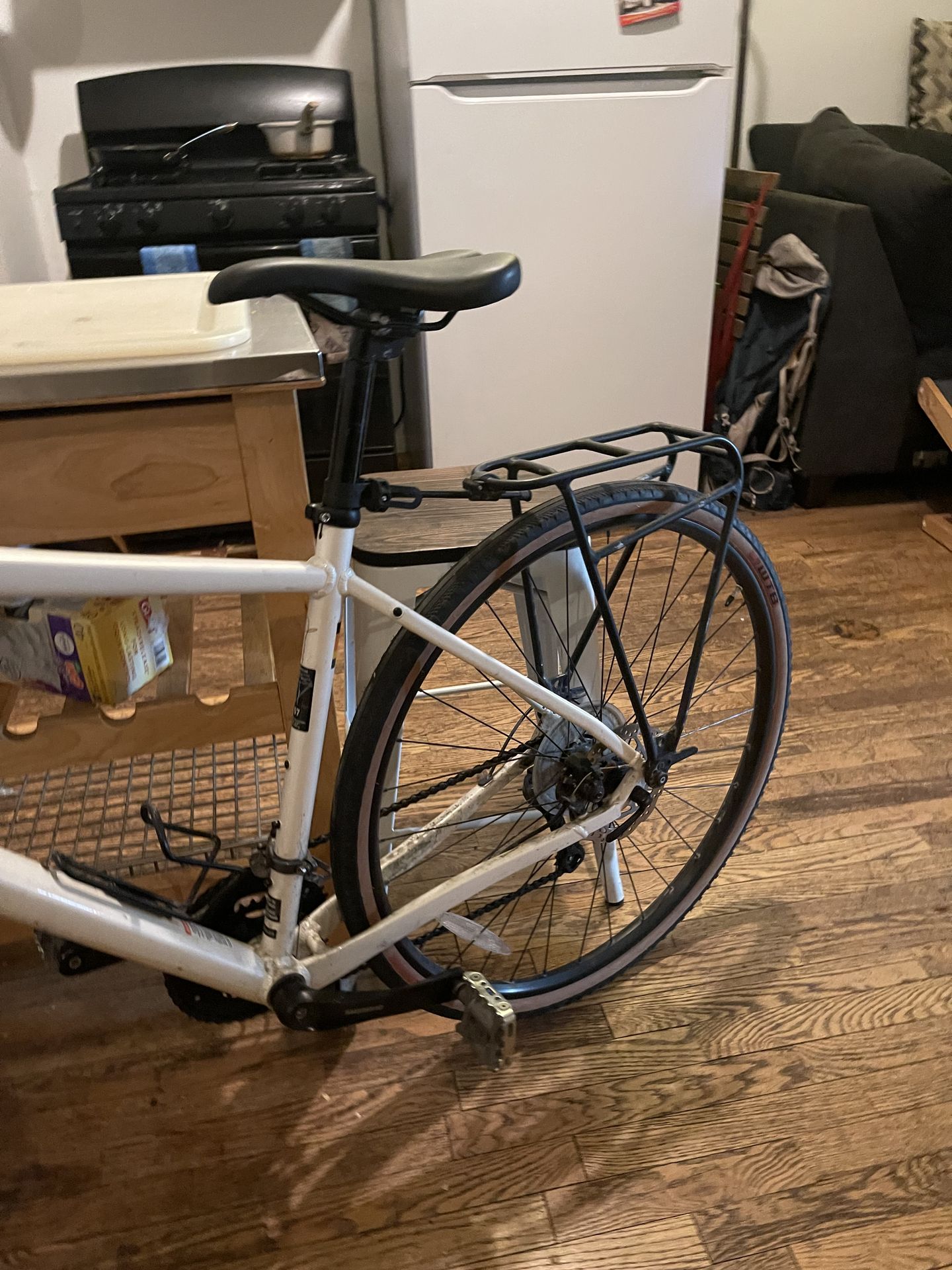 Salsa Journeyer Claris 700 Bicycle (size 57) - photo 3