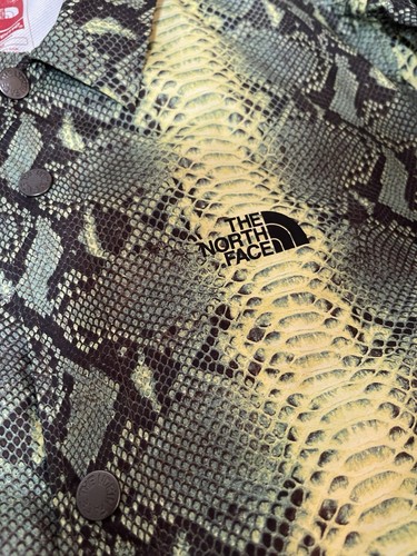 Supreme X The North Face Snakeskin Coaches Jacket Sz M - photo 3