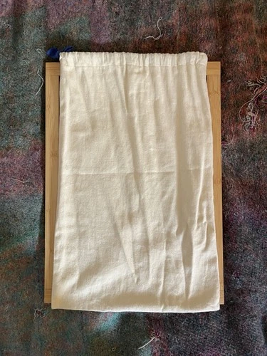 Louis Vuitton Drawstring Bag 100 % Authentic - photo 2
