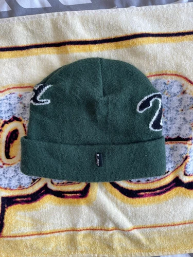 Undefeated Beanie Forest Green 100% Authentic - photo 2