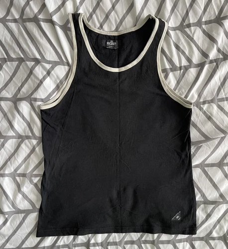 10 Deep Tank Top Black Sz M 100 % Authentic