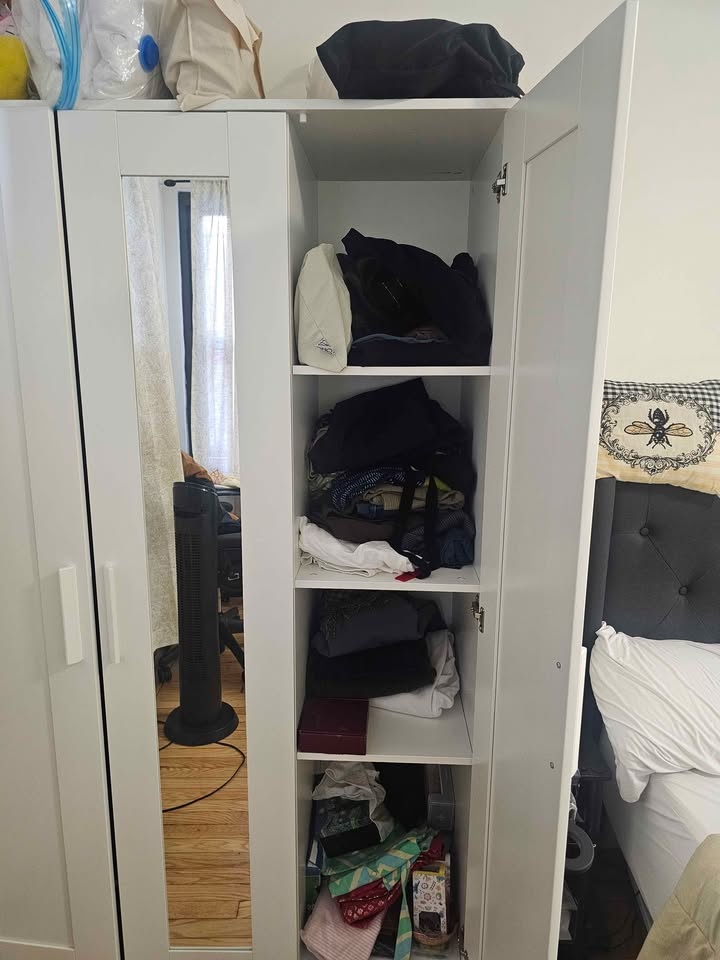 Wardrobe - photo 2