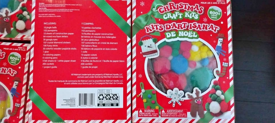 Brand New Christmas Holiday Arts & Craft Kit 600 pieces