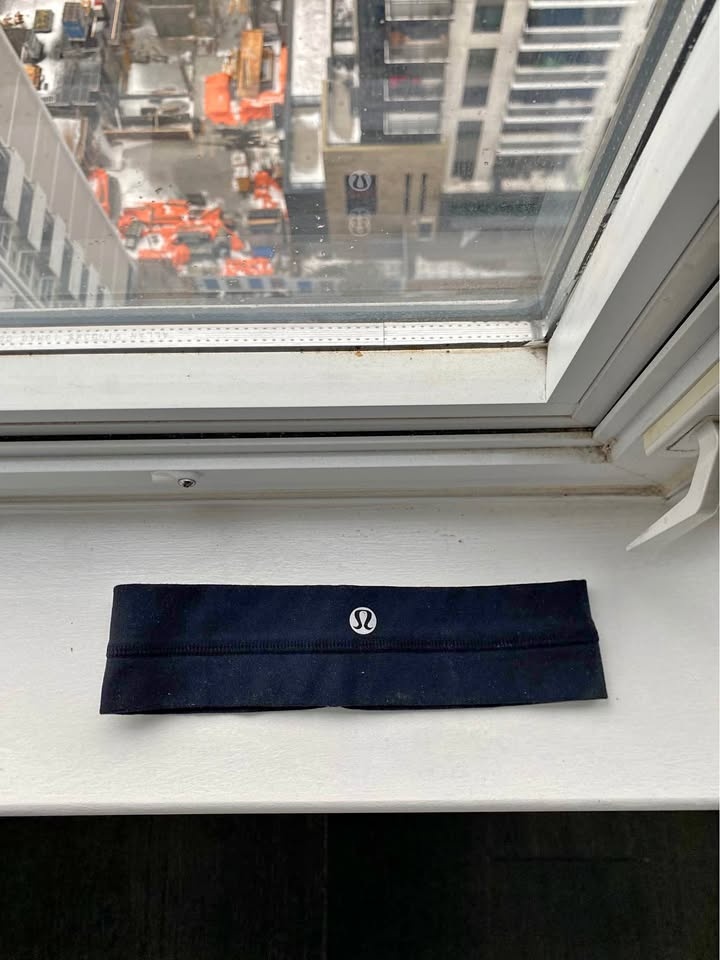 Lululemon Black Headband