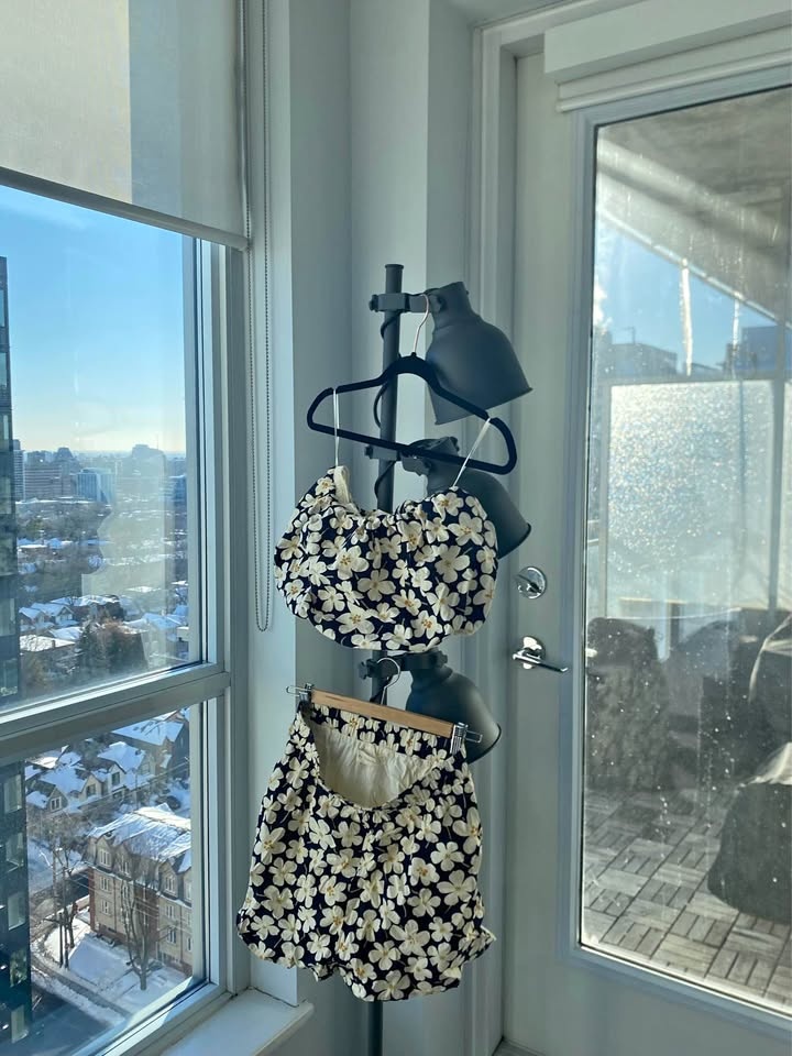 The Latest Scoop L Top M Bottom Set