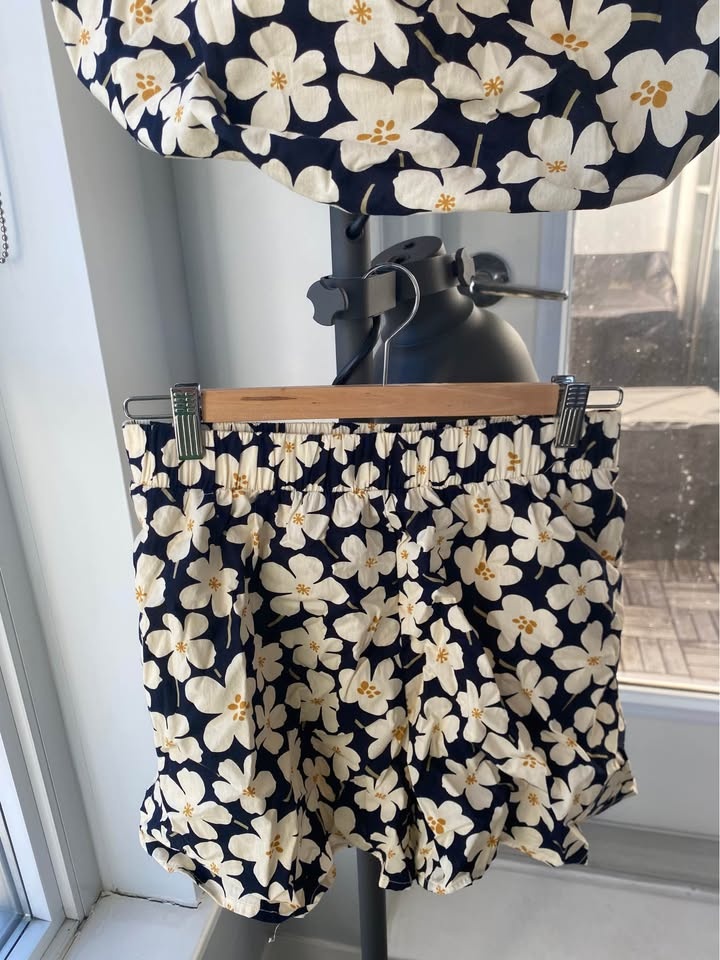 The Latest Scoop L Top M Bottom Set - photo 3