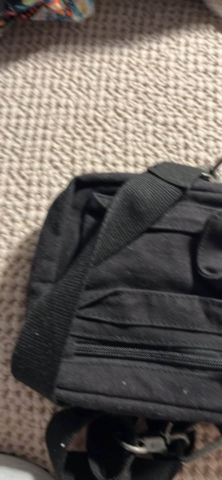 Urban Outfitters Mike Mini Canvas Crossbody Pouch - photo 4