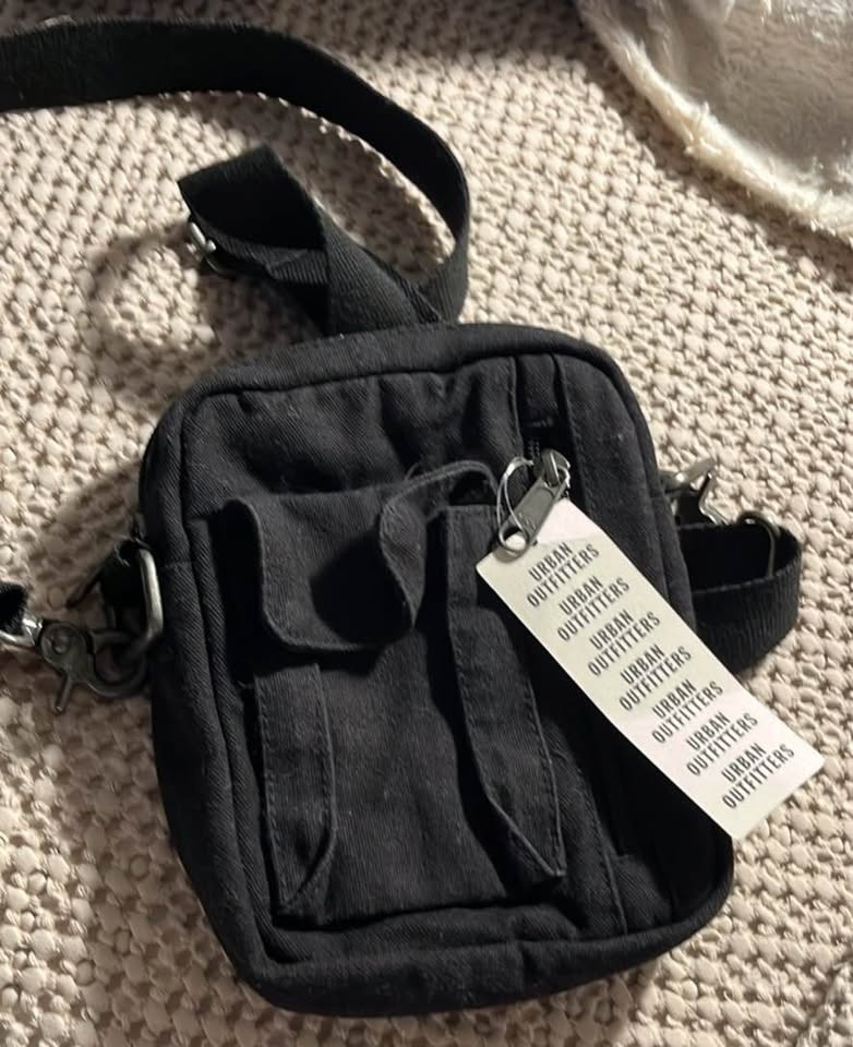 Urban Outfitters Mike Mini Canvas Crossbody Pouch - photo 5