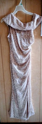 Dresses long sequined. small. look like new. - photo 2