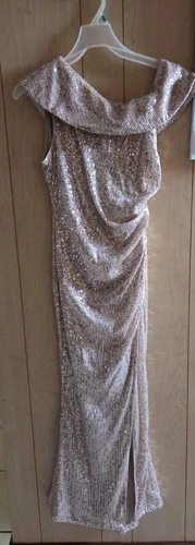 Dresses long sequined. small. look like new. - photo 3