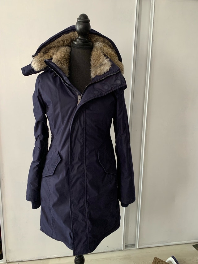 Aritzia Babaton Oskar Parka