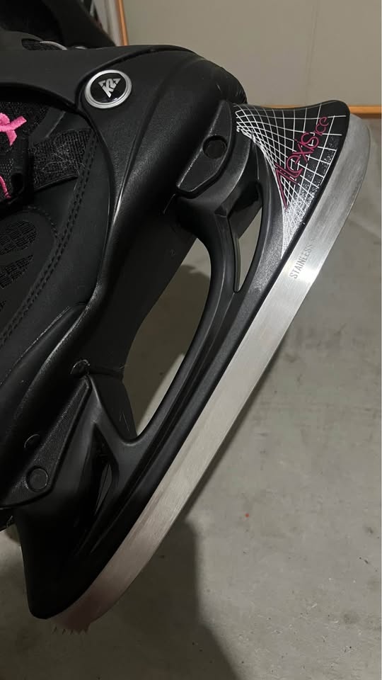 K2 Alexis Ice Woman Skate Size 7 - photo 4