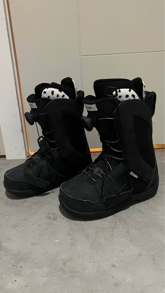 Ride x Sage Snowboarding Boots Size 6 - photo 4