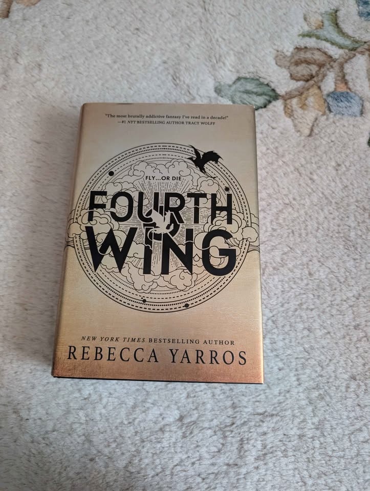 Fourth Wing by Rebecca Yarros