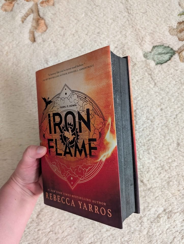 Iron Flame by Rebecca Yarros