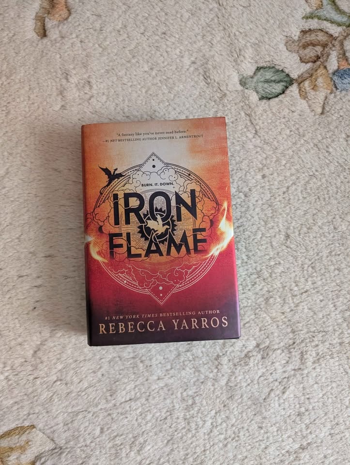 Iron Flame by Rebecca Yarros - photo 2