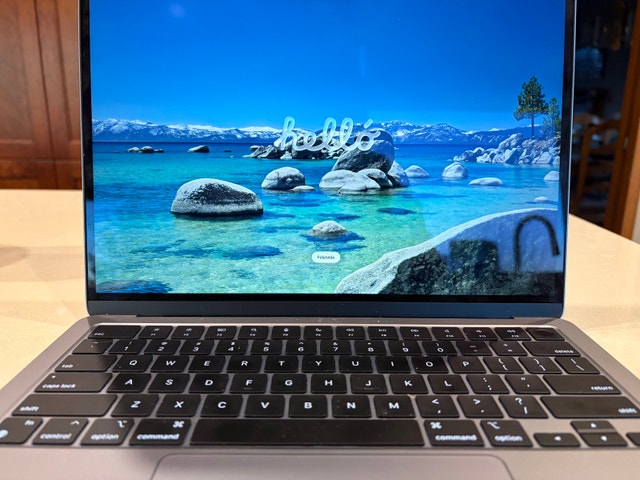 MacBook M2 Air 256GB SSD, 8GB RAM - Great Condition - photo 5