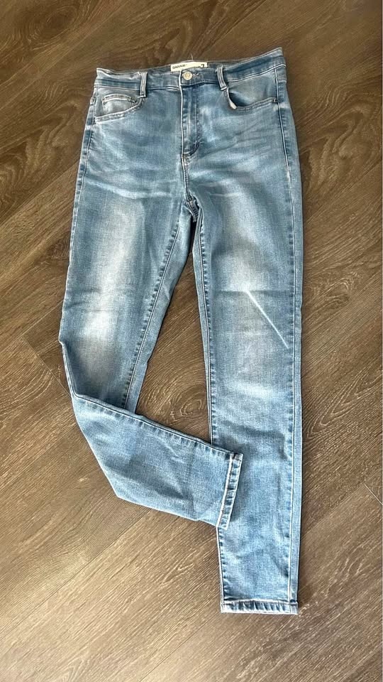 🧡Garage Jeans size 7