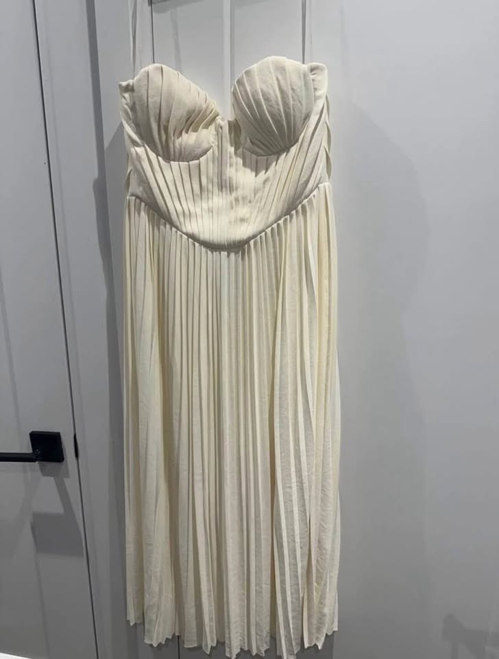 House of CB Amorata Dress - Bridal Shower/Bachelorette! - photo 2