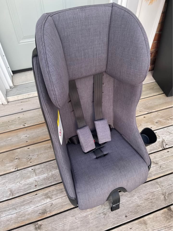 Clek Foonf Car Seat - photo 4