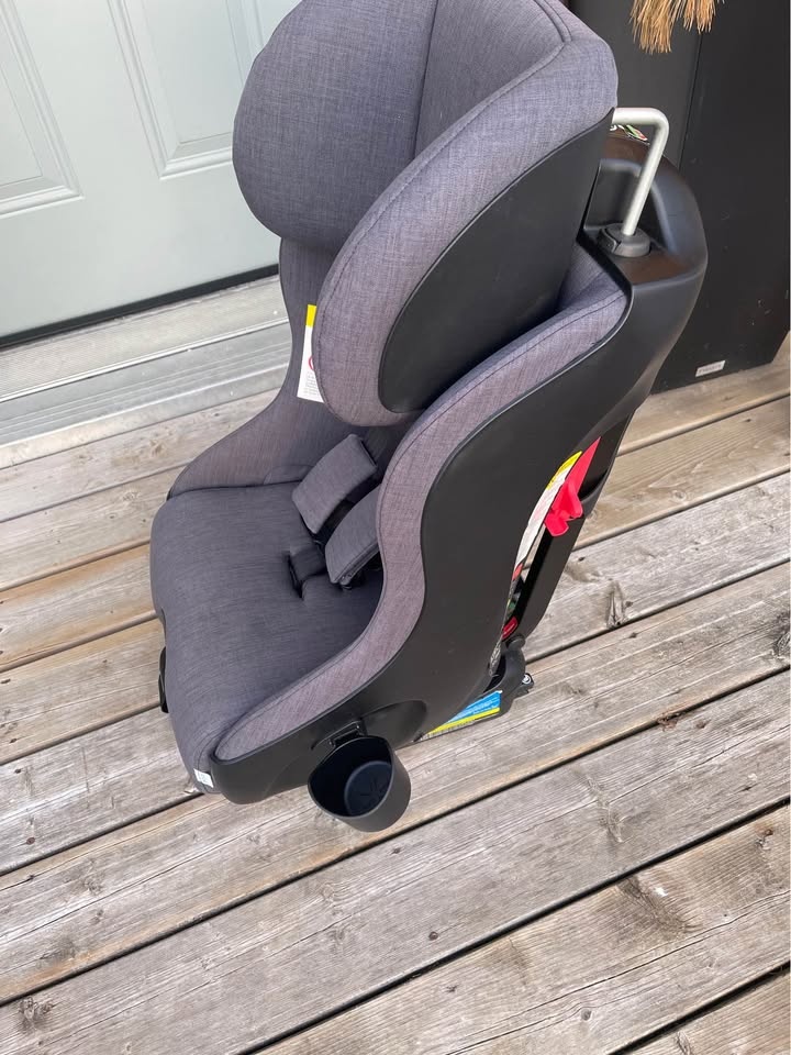 Clek Foonf Car Seat - photo 5