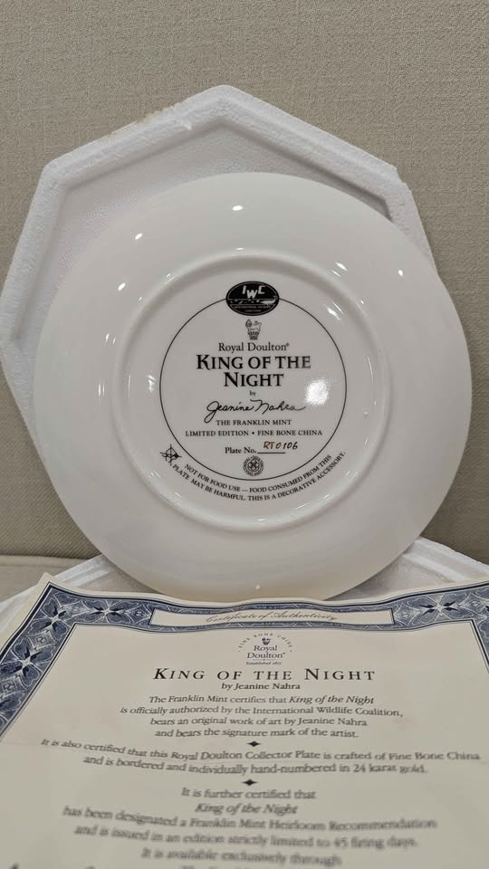 Royal Doulton King of the Night Collector Plate - photo 4