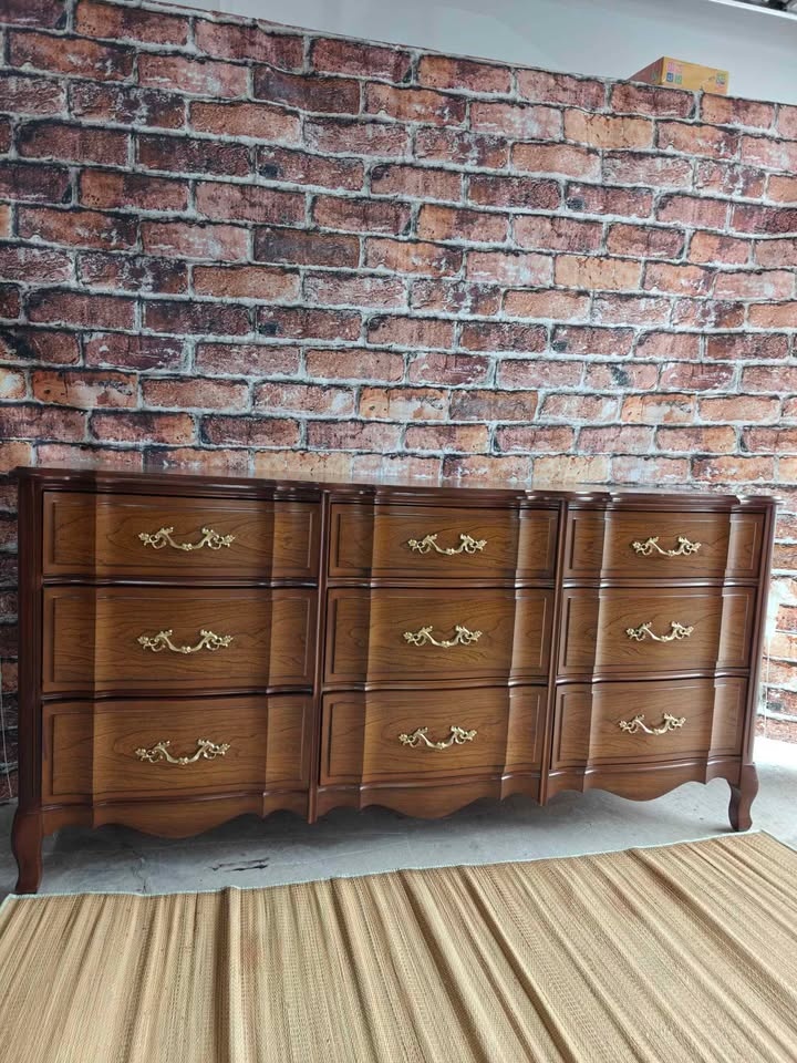 MALCOLM Solidwood Vintage Dresser with Mirror - photo 4