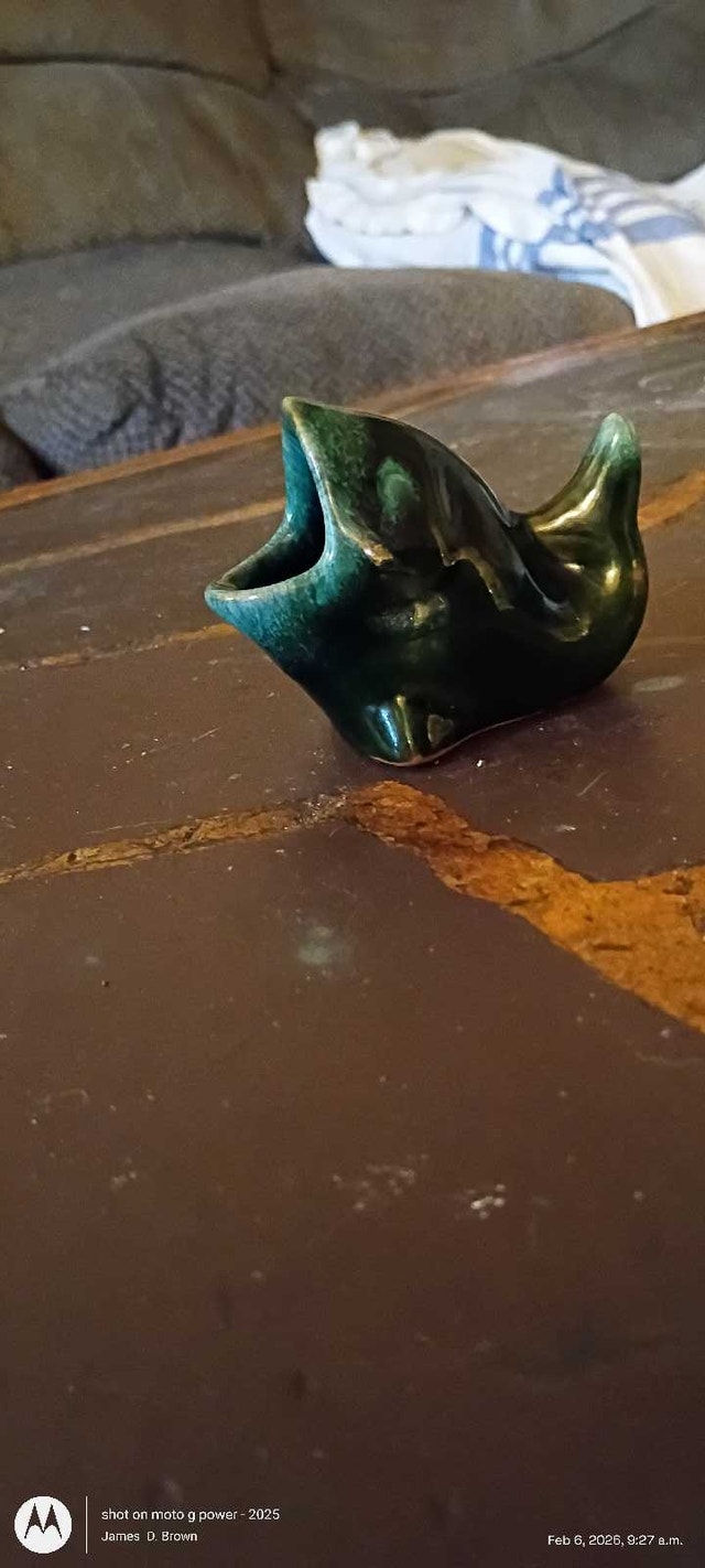 Vintage Pottery Collection: Dog, Cowboy Boot Vase, Fish Vase, Pi - photo 3
