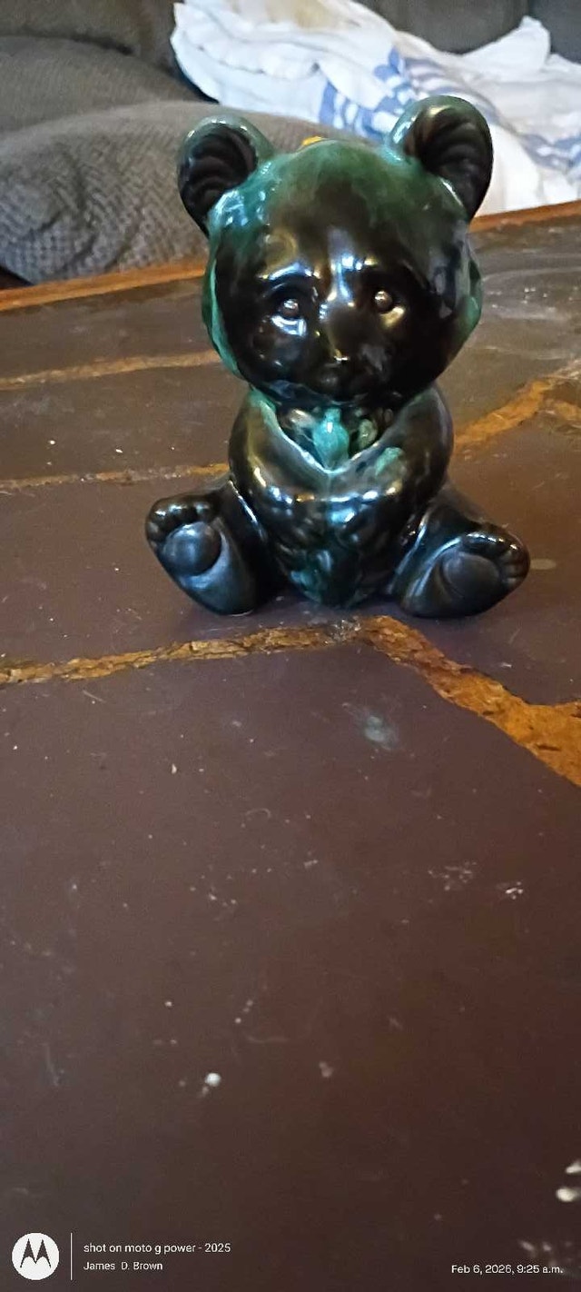 Vintage Pottery Collection: Dog, Cowboy Boot Vase, Fish Vase, Pi - photo 5