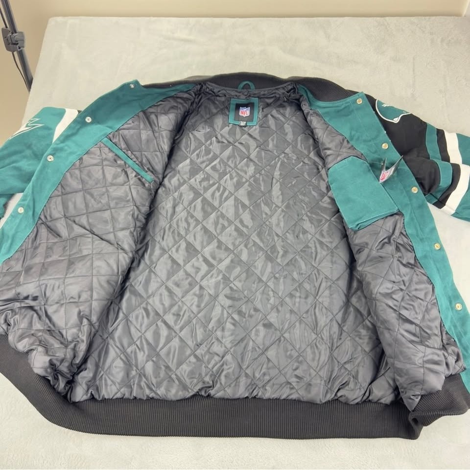 Philadelphia Eagles Men's 4XL Varsity Jacket - photo 4