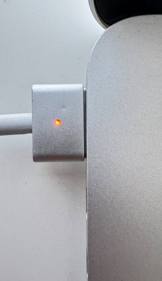 Apple MacBook MagSafe 2 Charger 60W – Original Power Adapter - photo 2