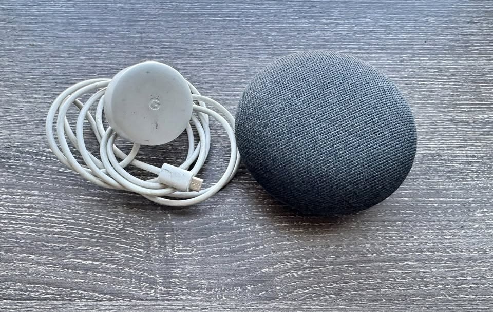 Google Nest Mini (2nd Gen) Smart Speaker – Bluetooth & Voice