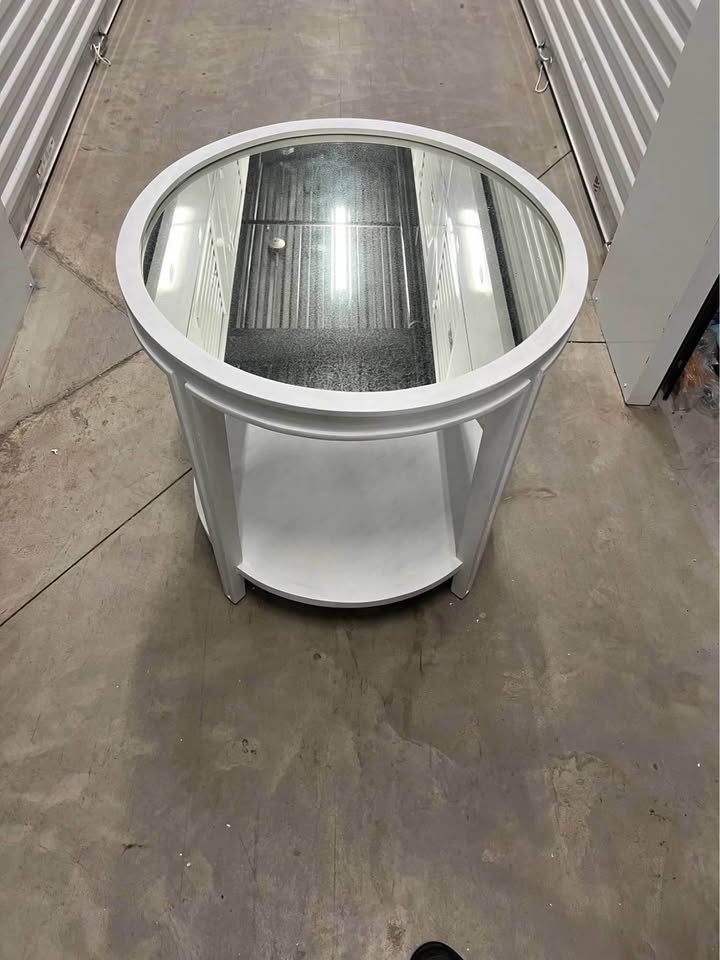 Emma Mason White Round Side Table Mirrored Top 26x26 - photo 2