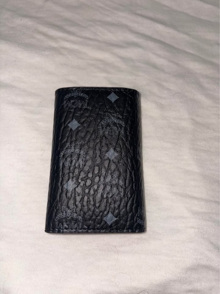 MCM Key Holder with Bunny Design - photo 2