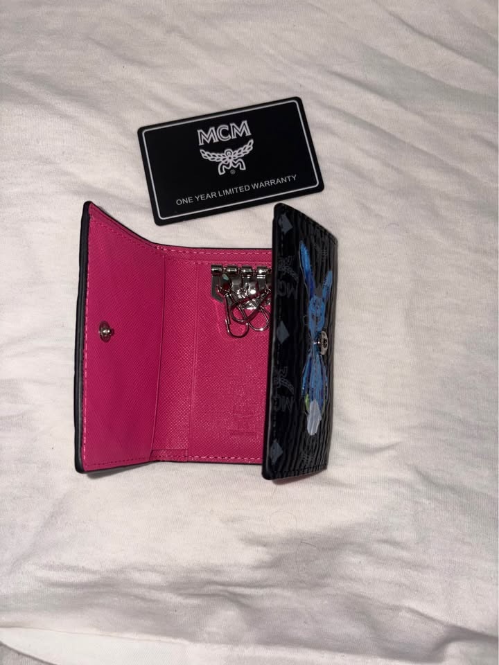 MCM Key Holder with Bunny Design - photo 5