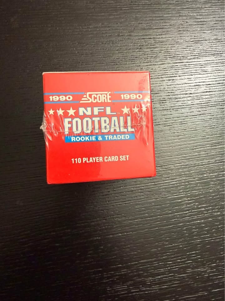 1990 NFL Football Rookie & Traded Cards - photo 3
