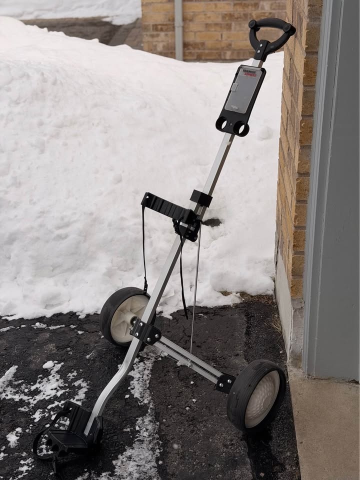 Folding 2-Wheel Golf Push Cart – Lightweight & Used – Works Grea - photo 3
