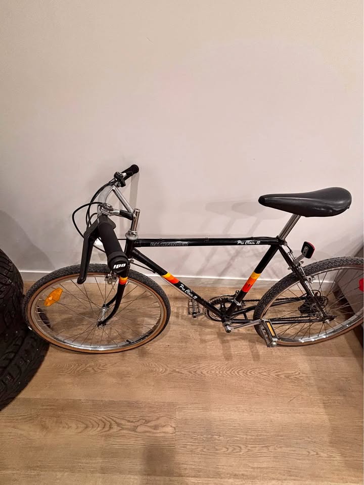 COMMUTER/GRAVEL BIKE