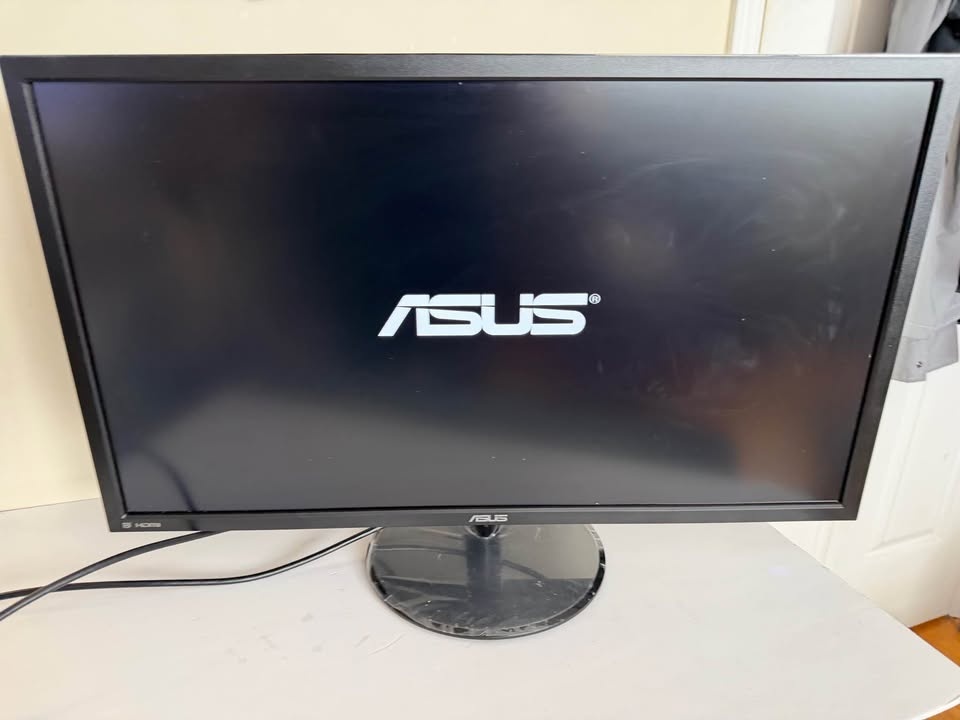 ASUS 28-inch 4K Monitor - photo 2