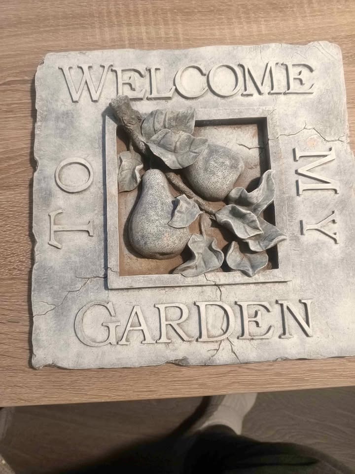 Welcome to My Garden Stone Plaque