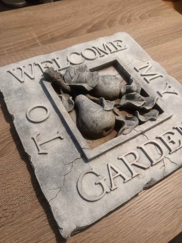 Welcome to My Garden Stone Plaque - photo 3