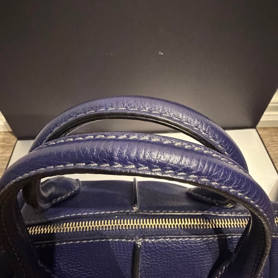 Tod’s Shoulder Bag - photo 5